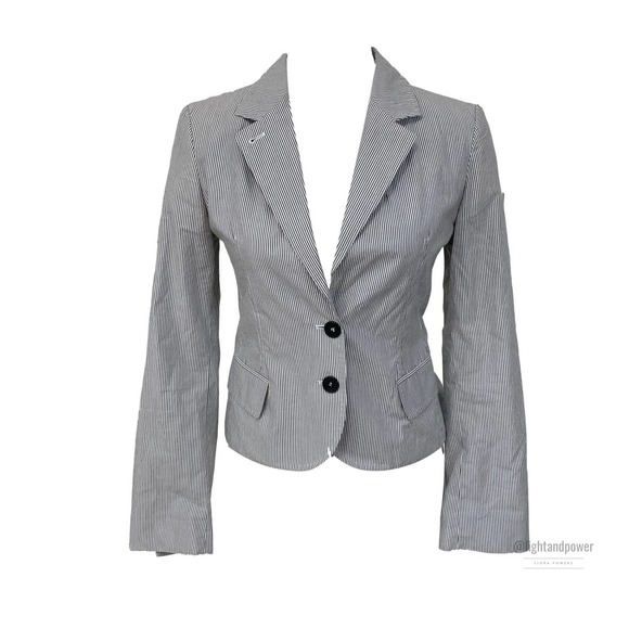 Burberry Jackets & Blazers - Burberry London Blue White Pinstripe Blazer 6 EUC 